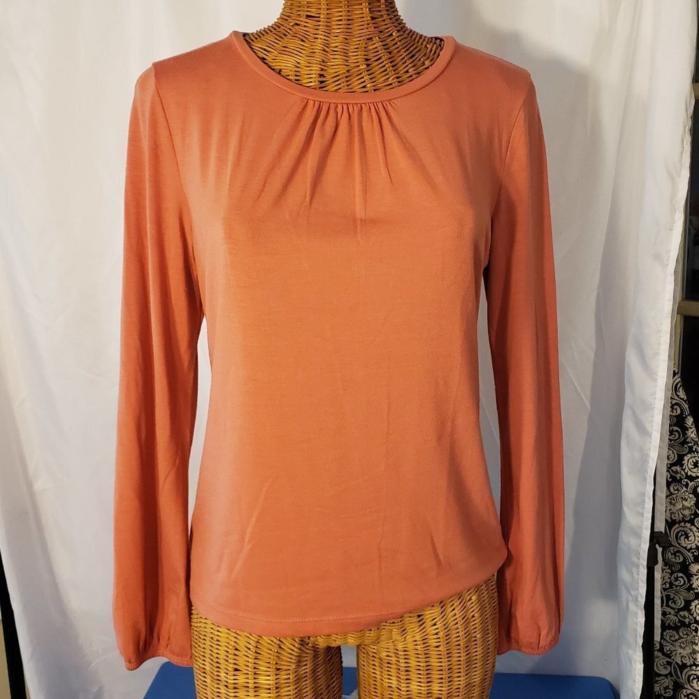 Ladies JUDITH HART Collection Jersey w/Gathered Neckline in Persimmon - S
